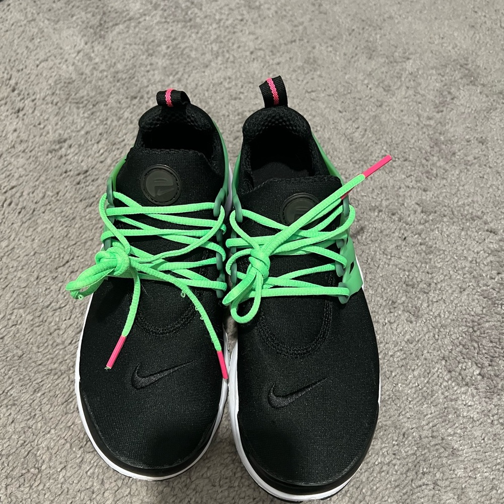 Nike Prestos